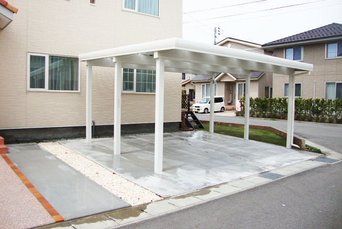 雪国共通の問題を解決するカーポート 天野様邸