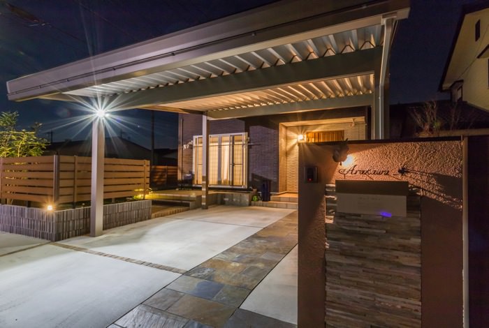 ライトアップが美しいエクステリア11選